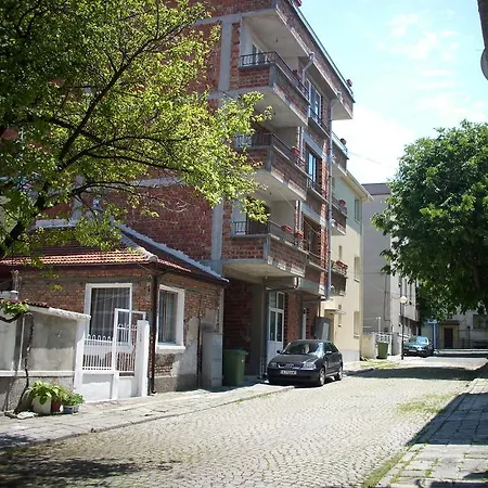 Georgievi ポモリエ