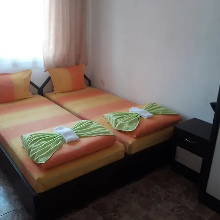 ゲストハウス Georgievi 3*