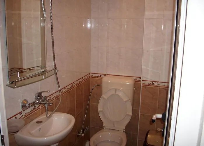 Georgievi Konukevi 3*